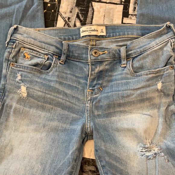 Abercrombie skinny jeans - Picture 2 of 5